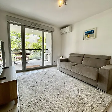 2 Pieces Avec Terrasse Et Garage A - Fr-1-252-201 Апартаменты Антиб