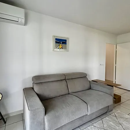 Апартаменты 2 Pieces Avec Terrasse Et Garage A - Fr-1-252-201