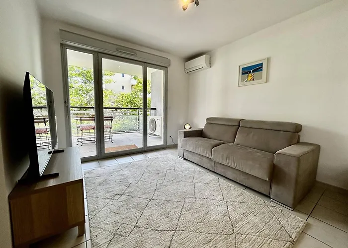 2 Pieces Avec Terrasse Et Garage A - Fr-1-252-201 Апартаменты Антиб